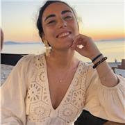 Maestra de español nativa y de inglés. Titulación en Educación Primaria e Infantil con experiencia en Estados Unidos. Soy de Segovia y tengo flexibilidad para dar tanto clases presenciales online si fuera necesario
